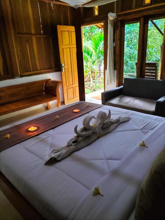 Friendly Homestay Lemukih Singaraja Exterior foto