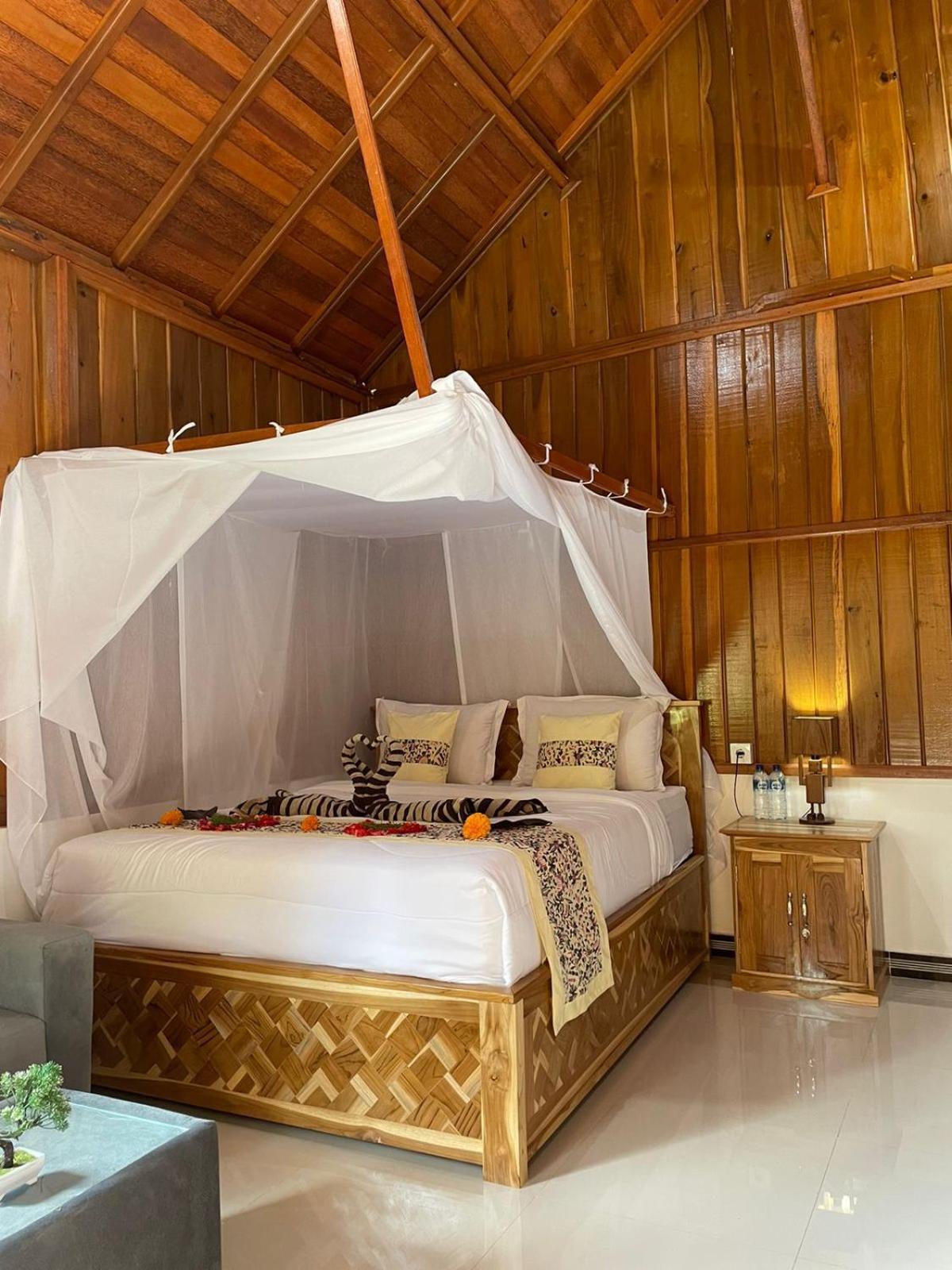 Friendly Homestay Lemukih Singaraja Exterior foto