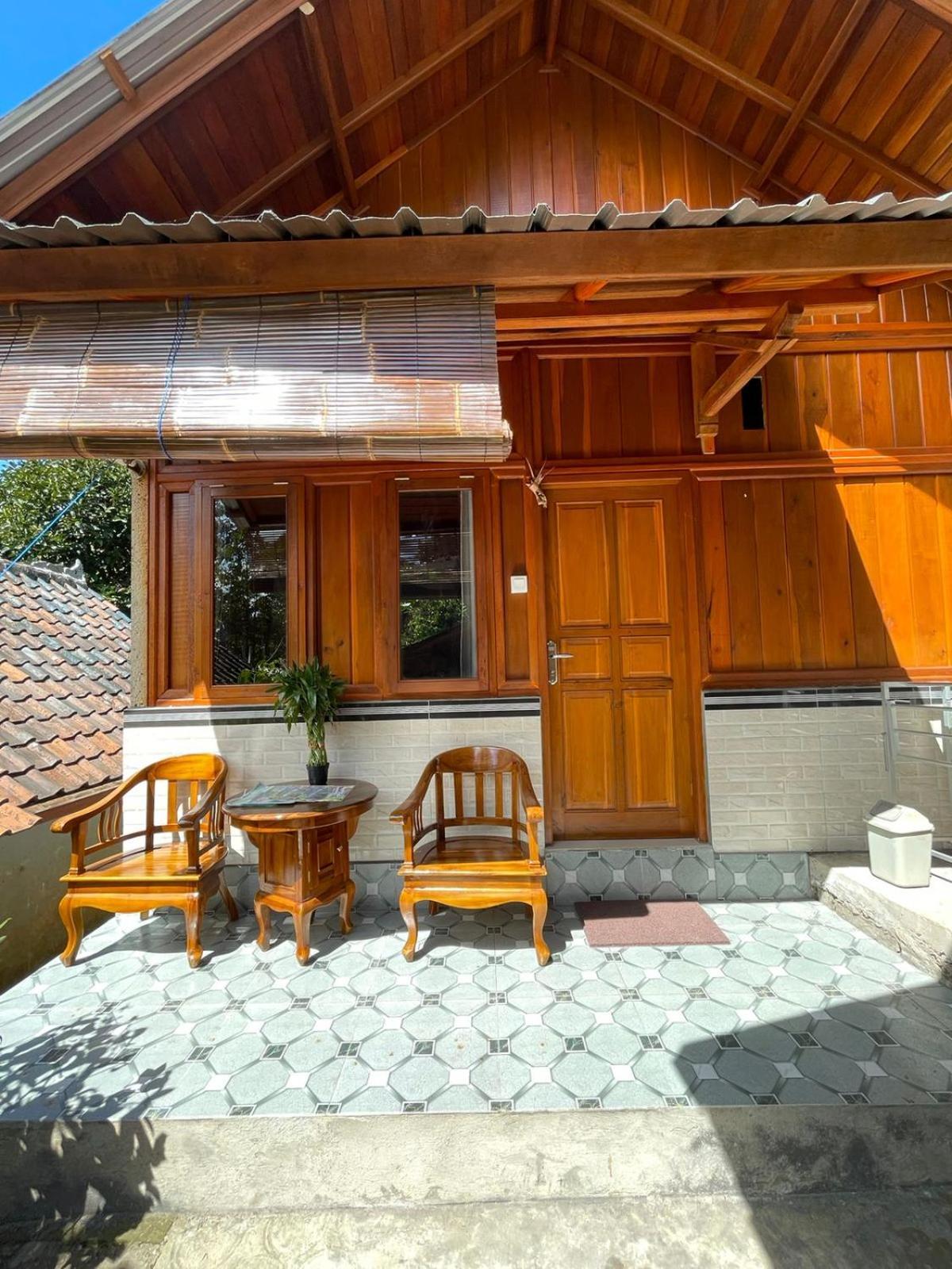 Friendly Homestay Lemukih Singaraja Zimmer foto