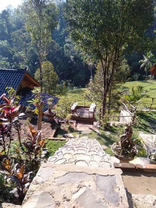 Friendly Homestay Lemukih Singaraja Exterior foto